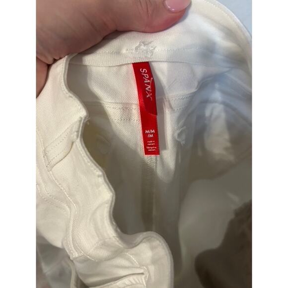 Spanx Women's Stretch Twill Cropped Wide Leg Pant - Picture 6 of 6